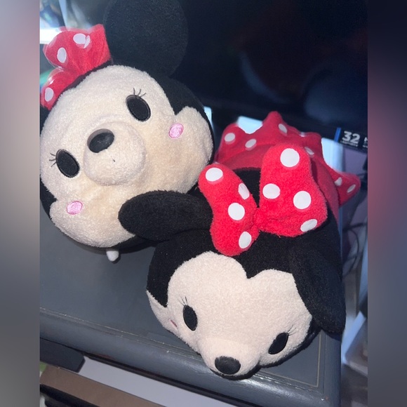 Minnie Mouse Tsum Tsum - Picture 1 of 4